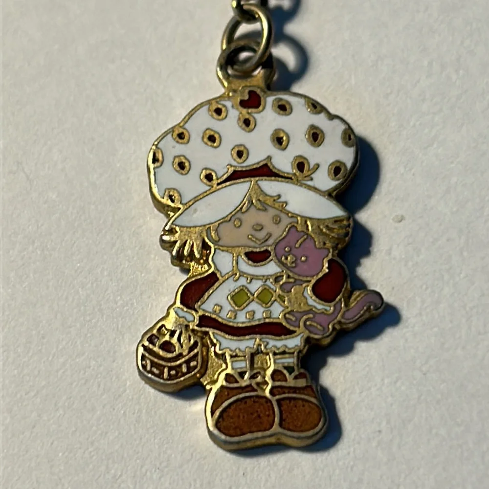 Vintage 80s Strawberry Shortcake necklace